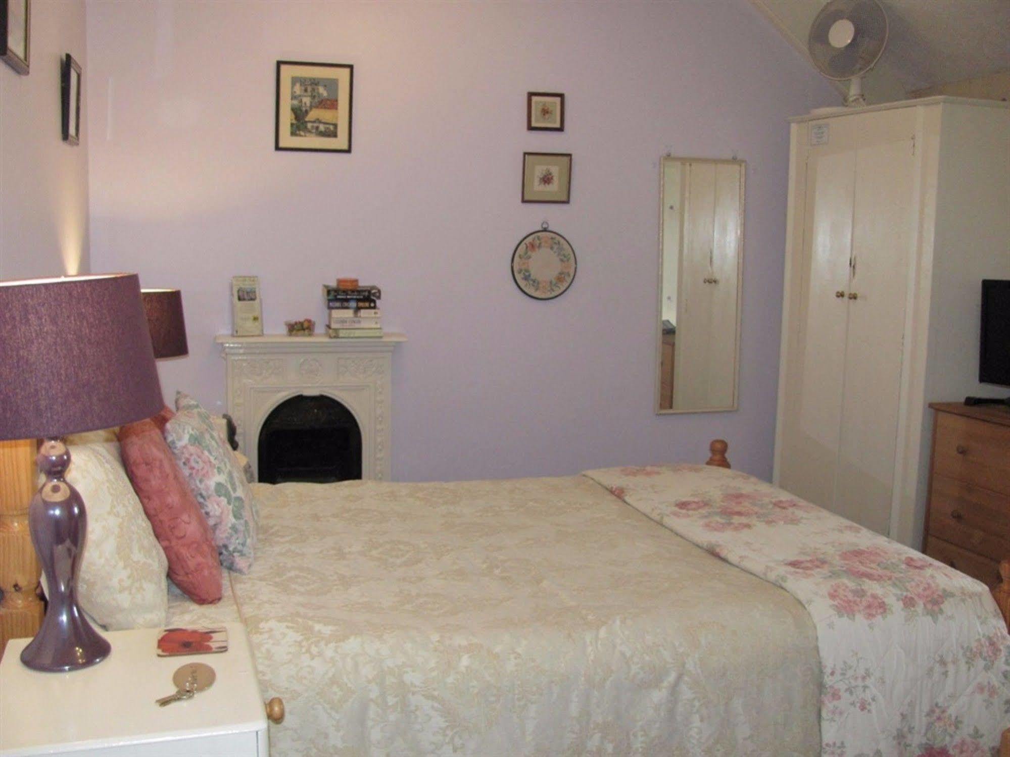 Penrose Bed & Breakfast Lostwithiel Eksteriør billede