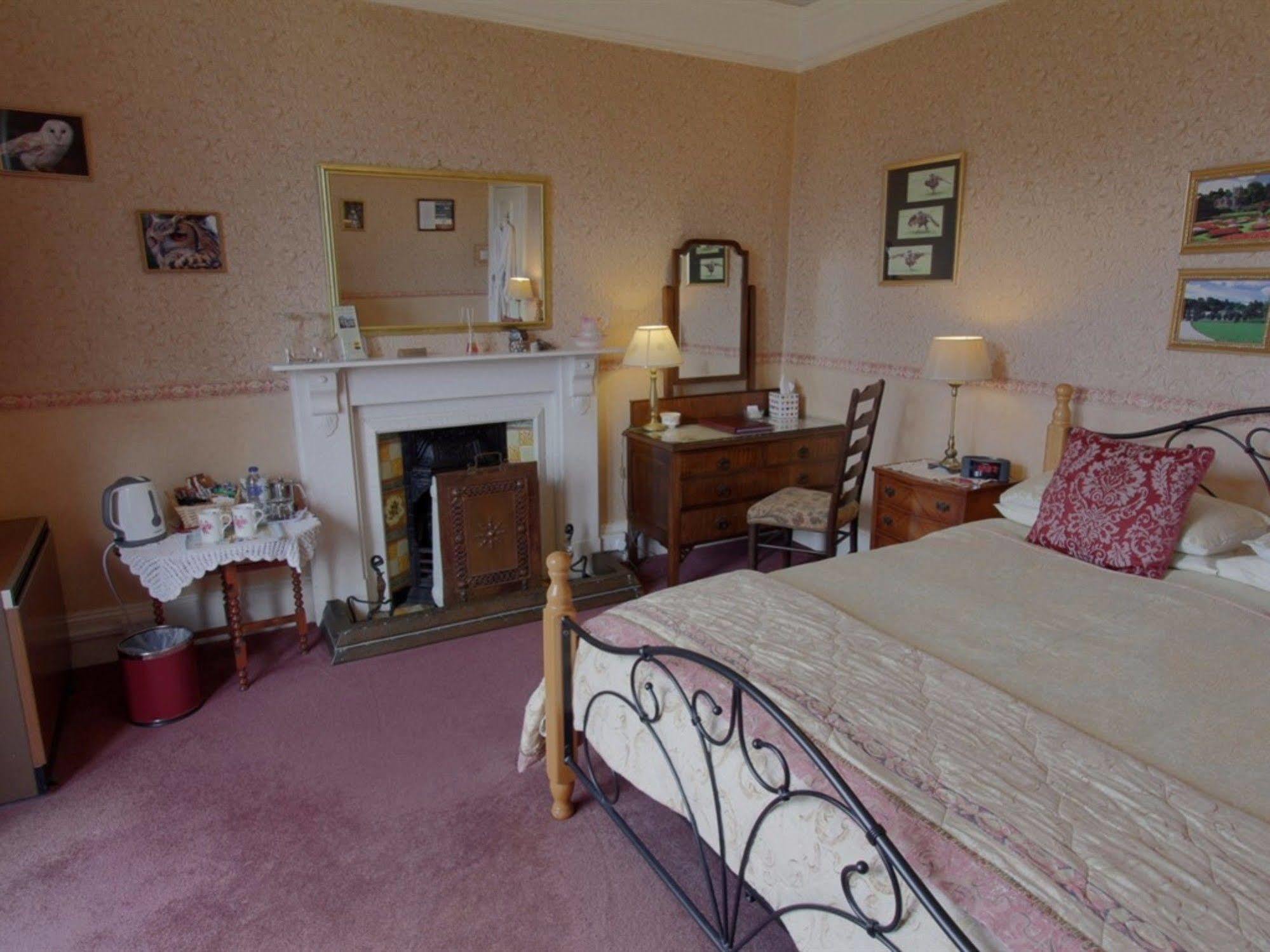 Penrose Bed & Breakfast Lostwithiel Eksteriør billede
