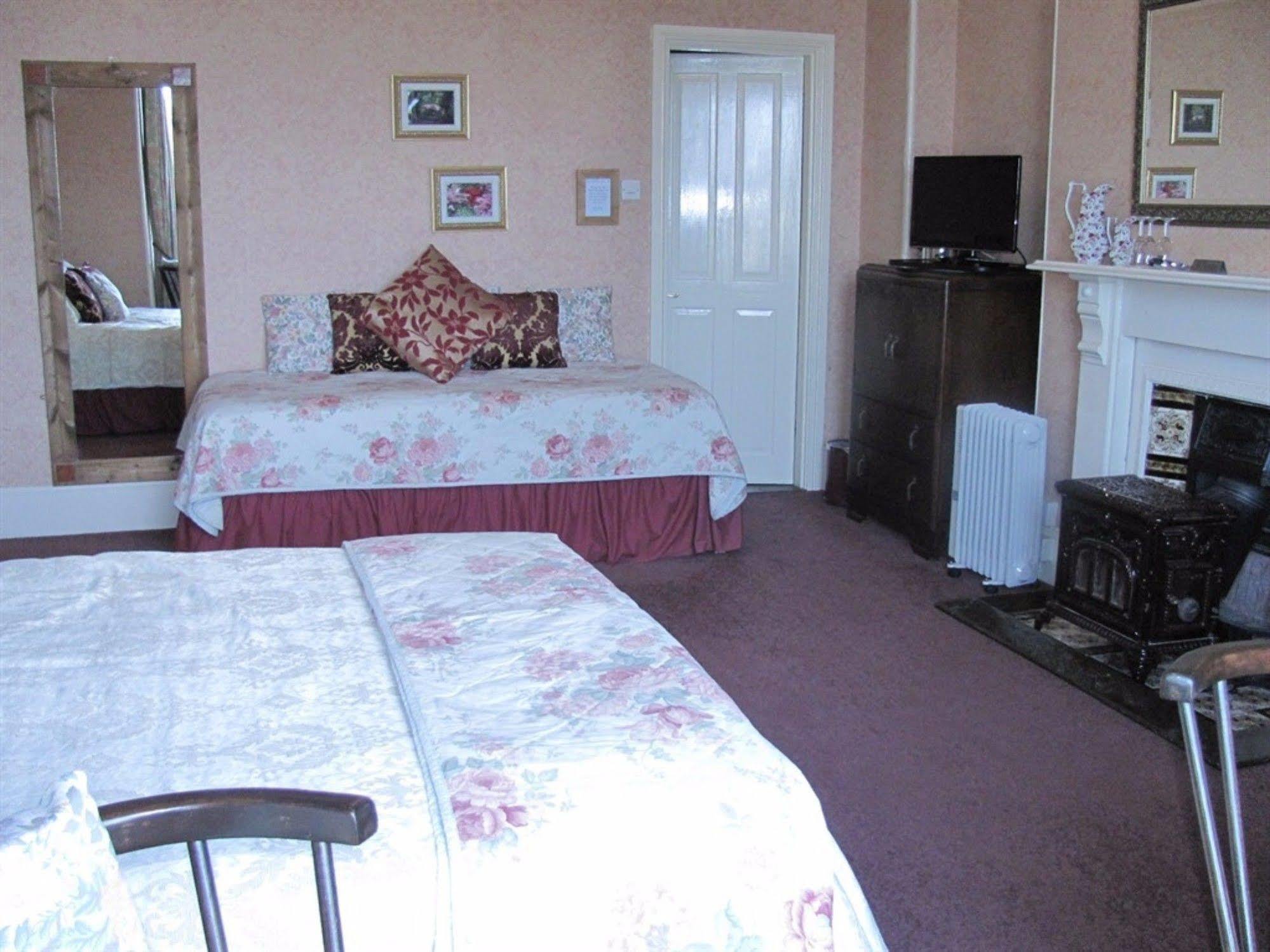 Penrose Bed & Breakfast Lostwithiel Eksteriør billede